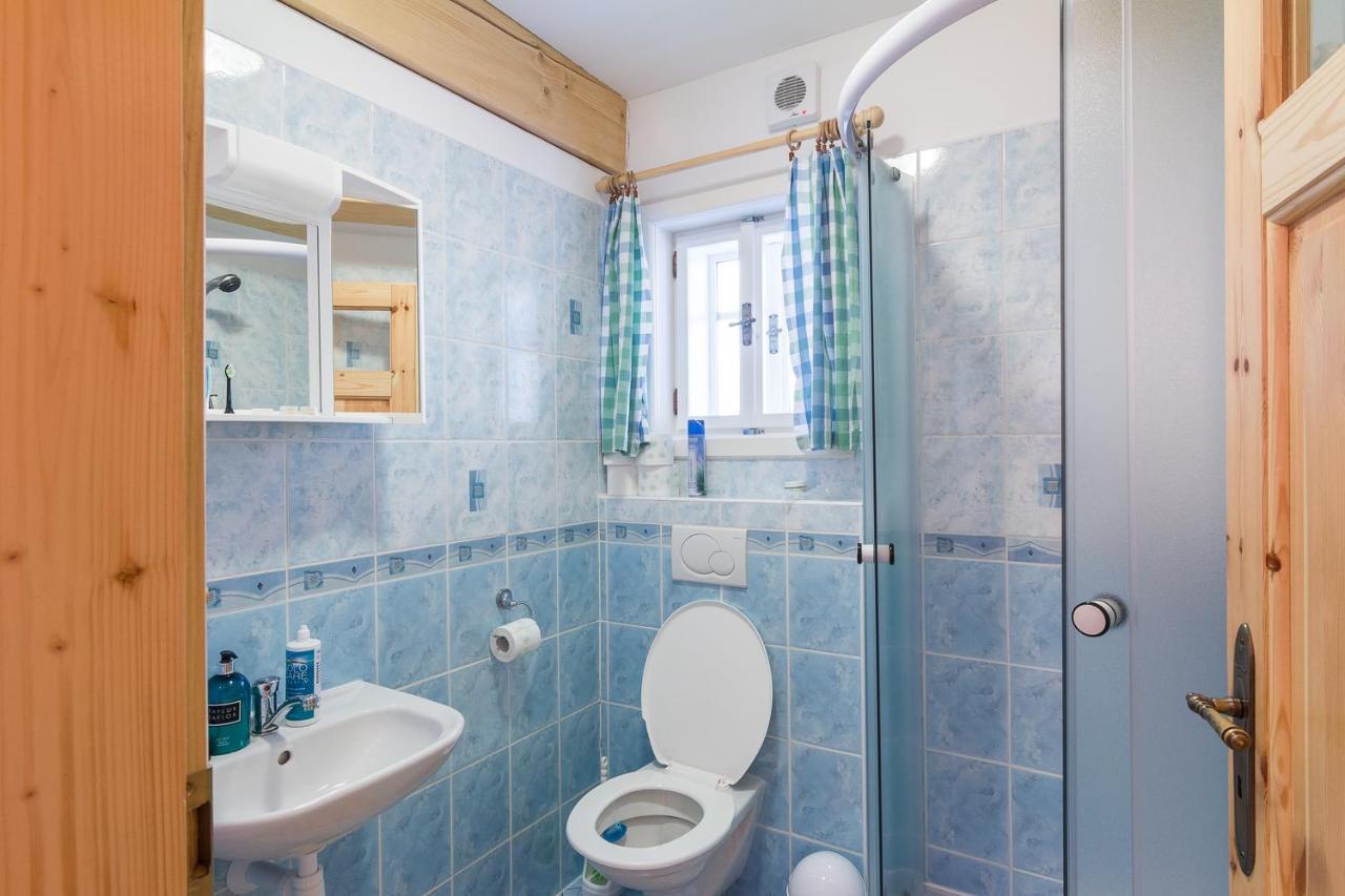 Apartman Mezi Stromy ロキトニツェ・ナト・イゼロウ エクステリア 写真